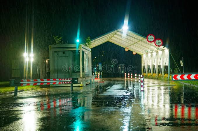 Przejście graniczne nocą
