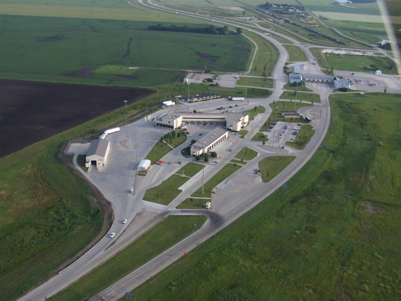Widok z lotu ptaka na przejście graniczne